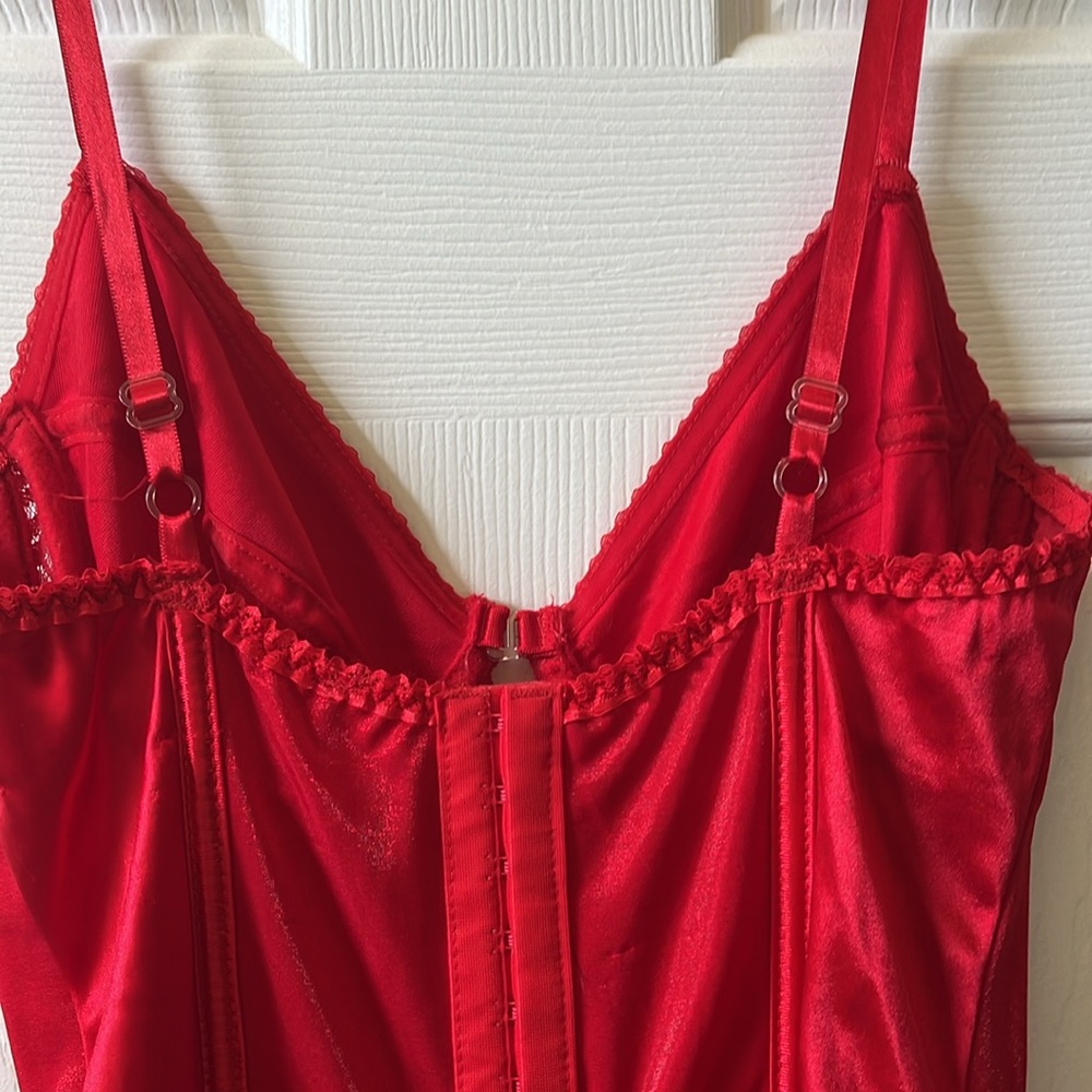 Red Lace Babydoll Style Top - Picture 5 of 6